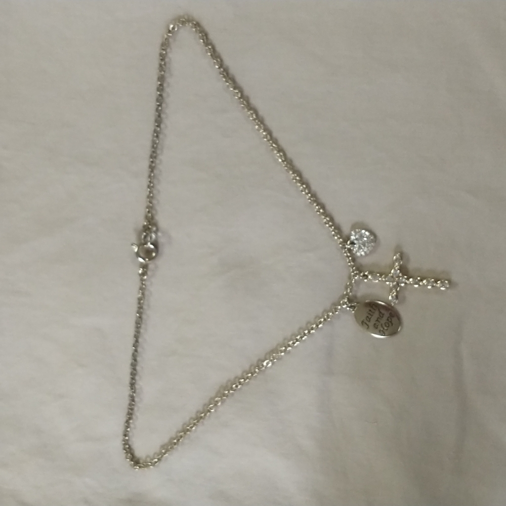 Girls 15 inch gold tone necklace